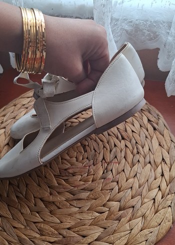 Fiyonklu Beyaz Kız Çocuk Babetzara  35 num 150 tl - Görsel 4