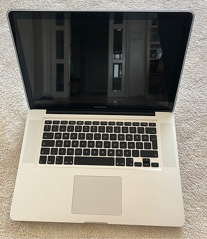 MacBook pro 2010