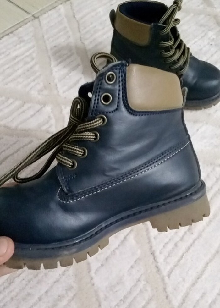 Erkek cocuk bot - Görsel 2