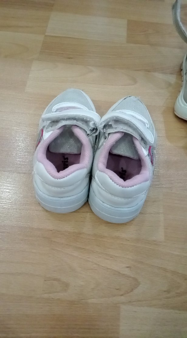 Kız Çocuk Beyaz Cırt Cırtlı Spor Ayakkabı - Görsel 2