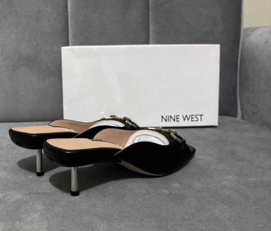 Siyah Rugan Yılan Desenli Tokalı Topuklu Terlik - Görsel 4