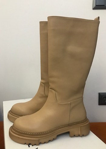 Bej Deri Dizüstü İnce Topuklu Kadın Çizme - Görsel 5