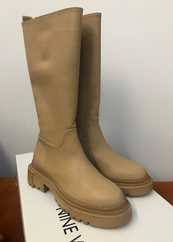 Bej Deri Dizüstü İnce Topuklu Kadın Çizme - Görsel 2