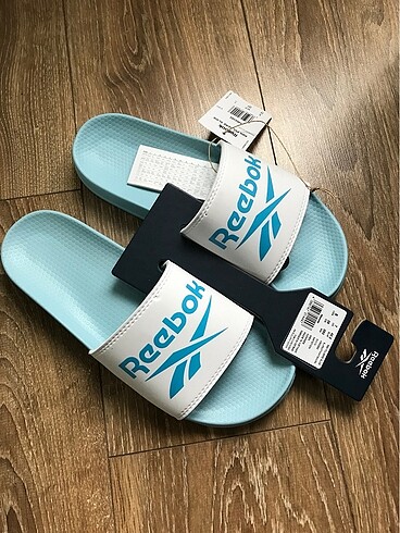 Reebok kadın terlik