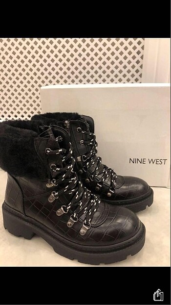 Nine west bot