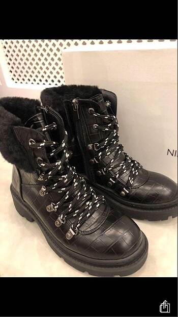 Nine West Nine west bot