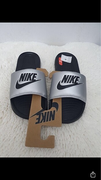 Nike terlik