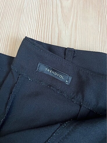 Trendyol & Milla Siyah kumaş pantolon trendyolmilla