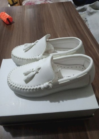 Beyaz Erkek Çocuk Püsküllü Loafer - Görsel 3