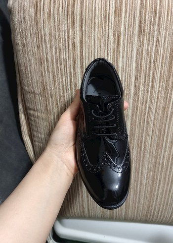 Erkek çocuk Siyah Parlak Ayakkabı - Görsel 2