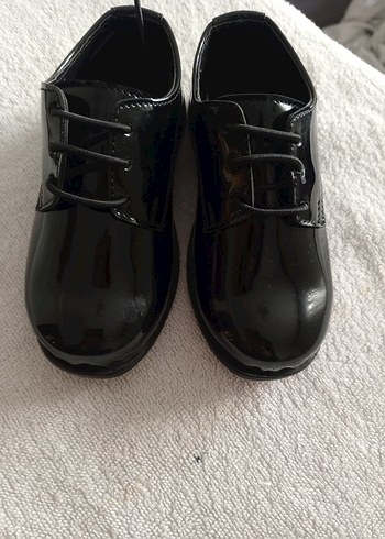 Parlak Siyah Erkek Çocuk Klasik Ayakkabı - Görsel 4