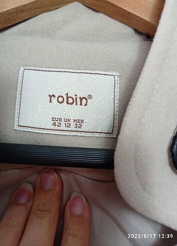 42 Beden Robin pudra kolları deri detaylı Kaban