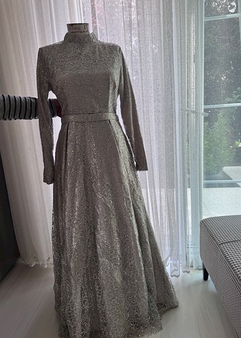 Gri Uzun Kollu Drapeli Abiye Elbise - Görsel 5