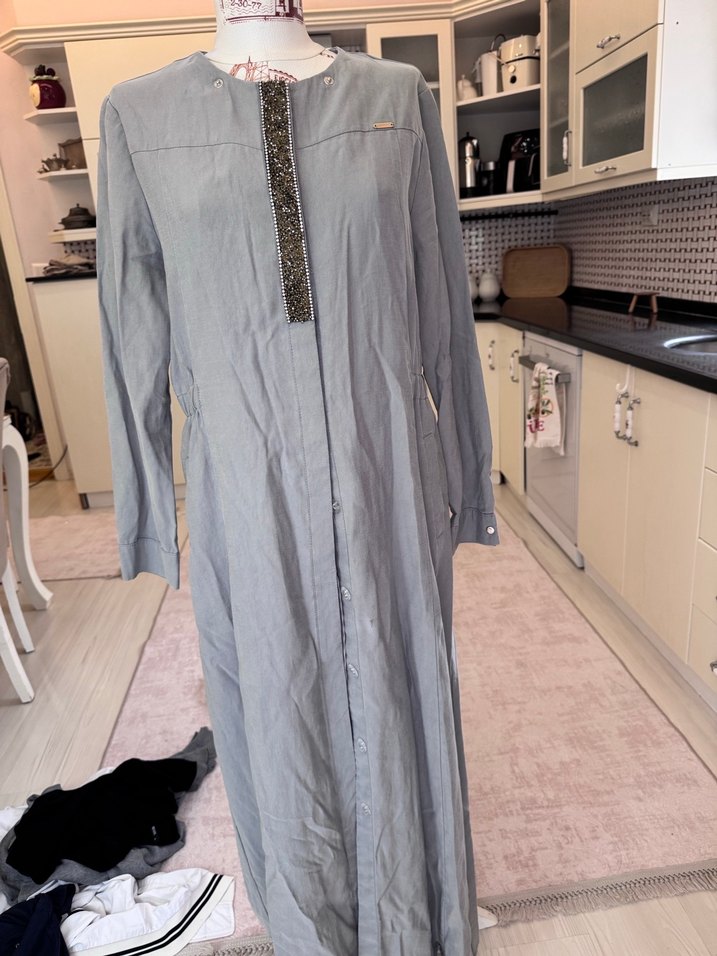 Uzun Gri Düğmeli Keten Kabanı pardesü - Görsel 2