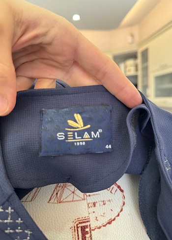 Düğmeli Nakışlı Uzun Lacivert Kadın Pardösü - Görsel 4