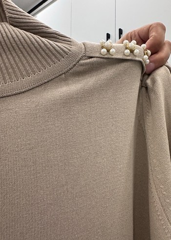 Düğmeli Krem Uzun Kollu Kadın Triko Elbise - Görsel 2