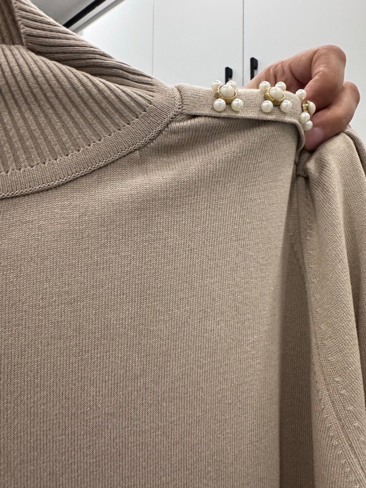 Düğmeli Krem Uzun Kollu Kadın Triko Elbise - Görsel 2