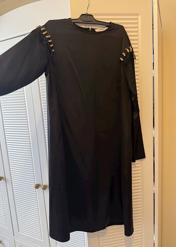 38 Beden Armine marka Siyah Uzun Kollu Salaş Gotik Tunik