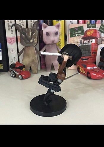  Beden Attack On Titan Figür