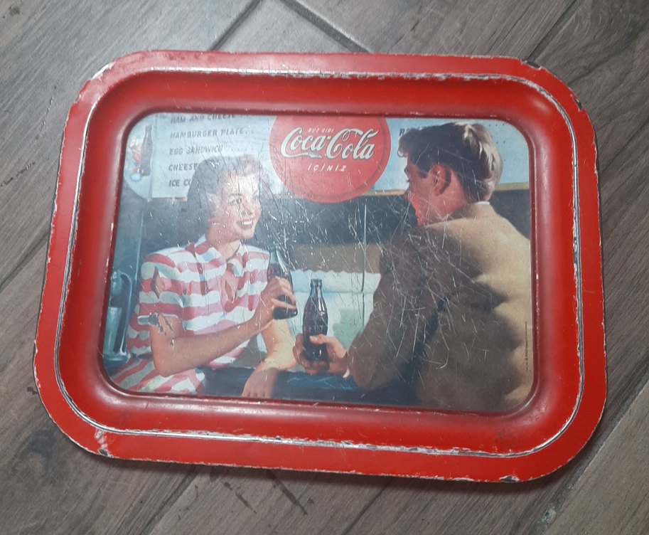 Kırmızı Parlak Coca-Cola tepsi - Görsel 2