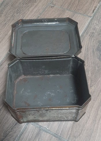 Gri Vintage Metal Kutu - Görsel 3