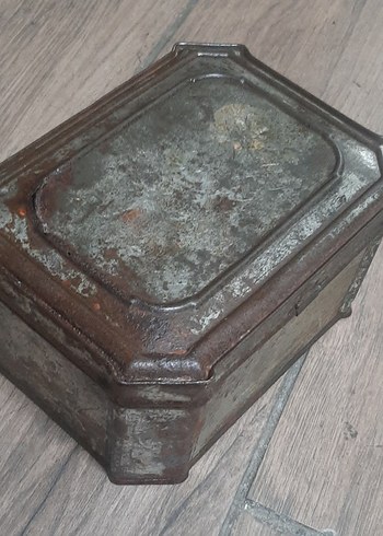 Gri Vintage Metal Kutu - Görsel 2