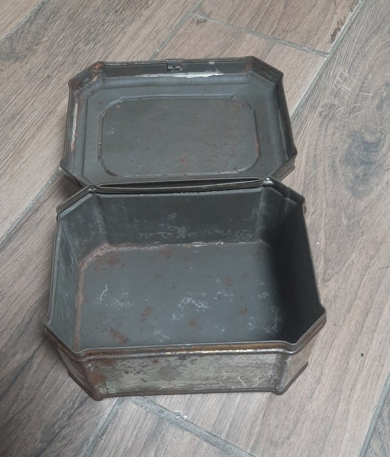 Gri Vintage Metal Kutu - Görsel 3