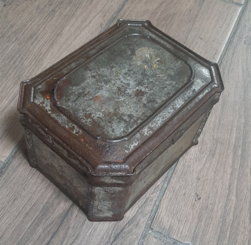 Gri Vintage Metal Kutu - Görsel 2