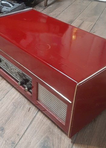 Parlak Kırmızı Vintage antika radyo - Görsel 3