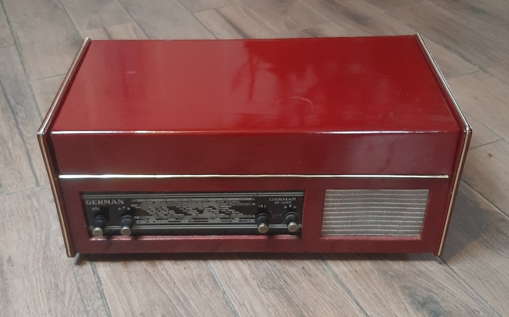 Parlak Kırmızı Vintage antika radyo - Görsel 2