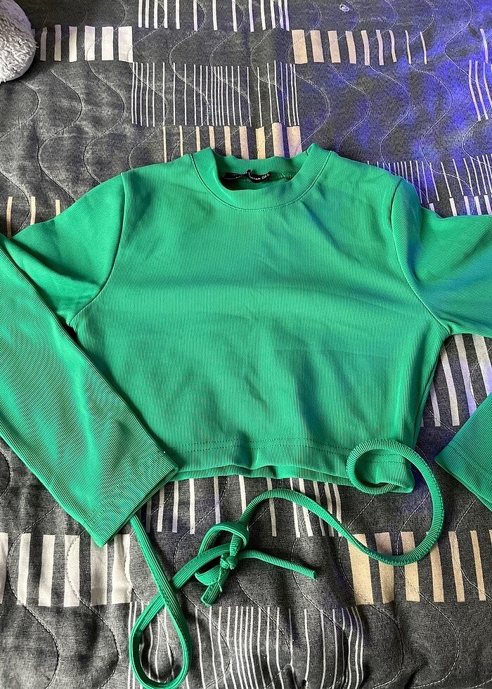 BELDEN BAĞLAMALI CROP - Görsel 2