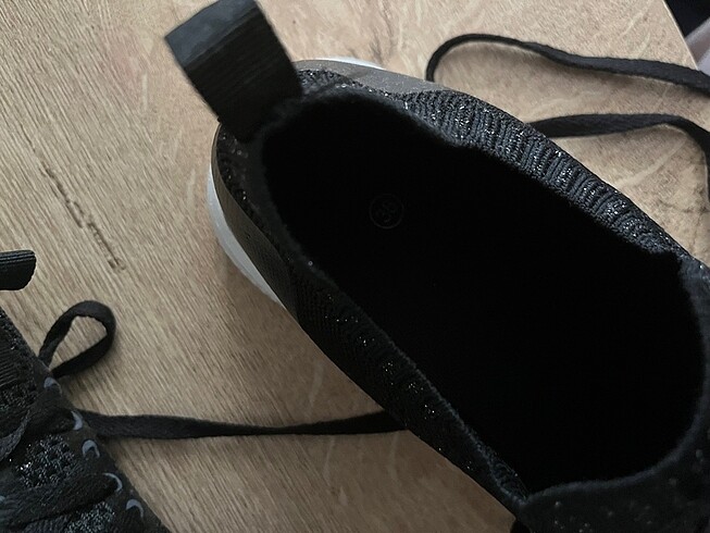 AYAKKABI YURT DIŞINDAN GELDİ - Görsel 5