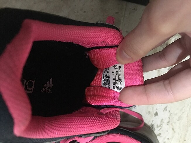 36 Beden çeşitli Renk Adidas koşu ayakkabısı