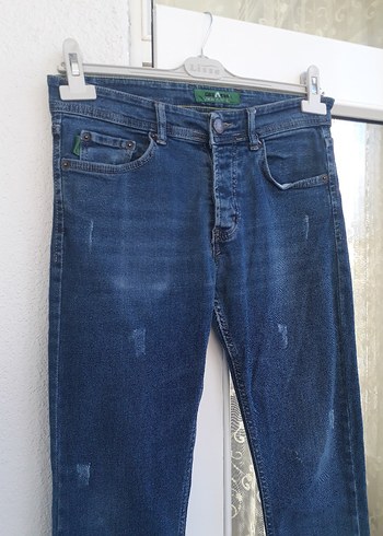 32 Beden mavi Renk kot pantolon