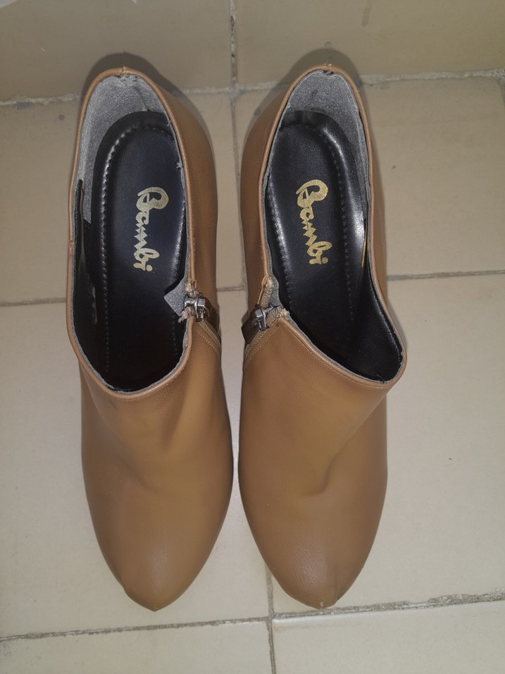 Bej Deri Kadın Topuklu Bot - Görsel 2