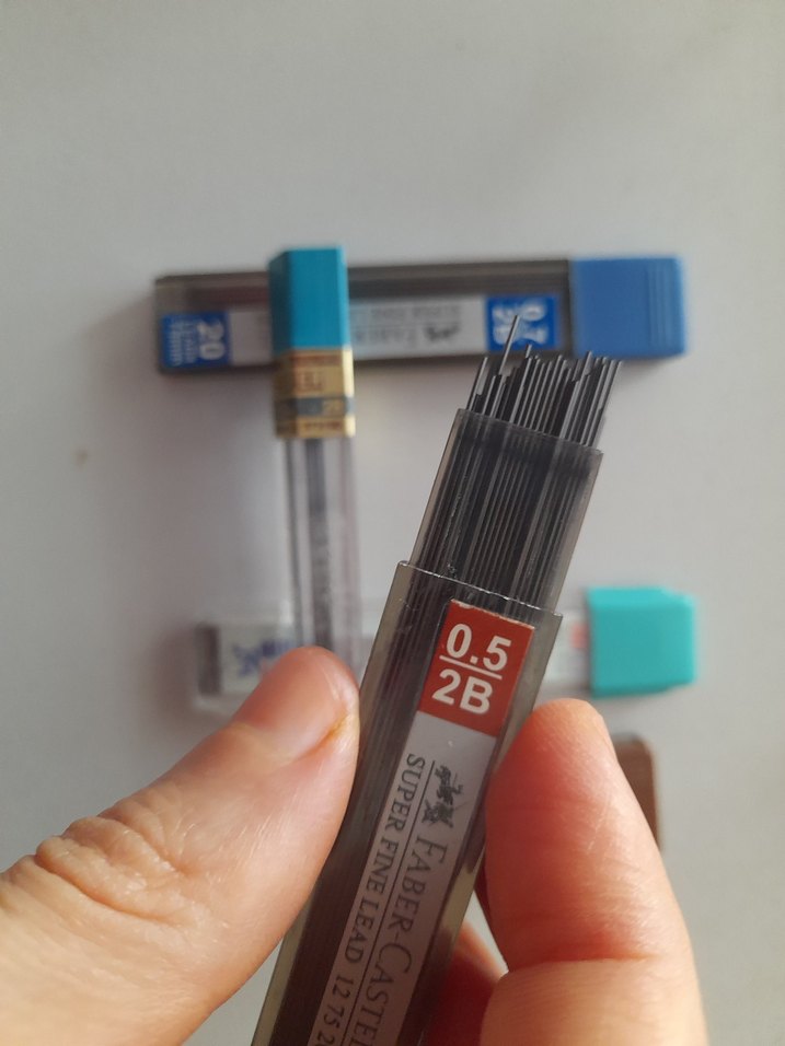 Faber Super Fine 0.5mm Kurşun Kalem Ucu - Görsel 2