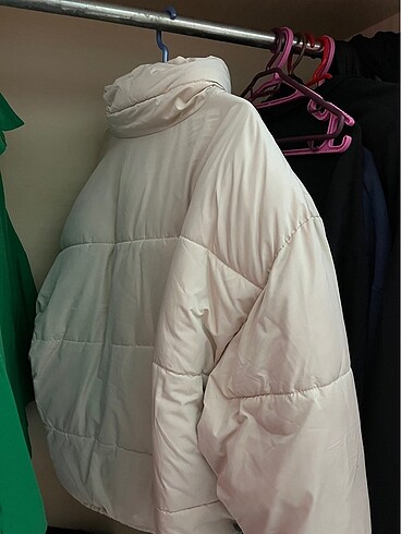 Pull and Bear Şişme mont
