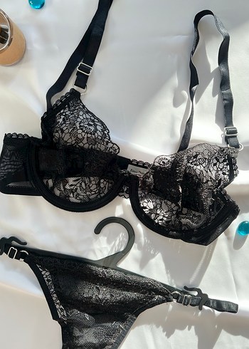 Siyah Gotik Dantel Sütyen ve Külot Takımı - Görsel 2