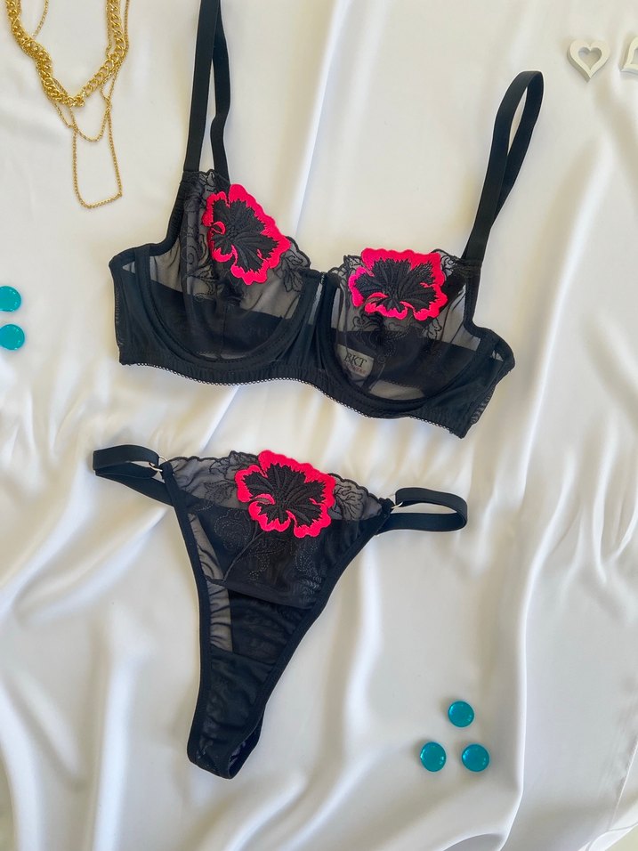 Nakışlı Gotik Parisian Sütyen ve Külot - Görsel 2