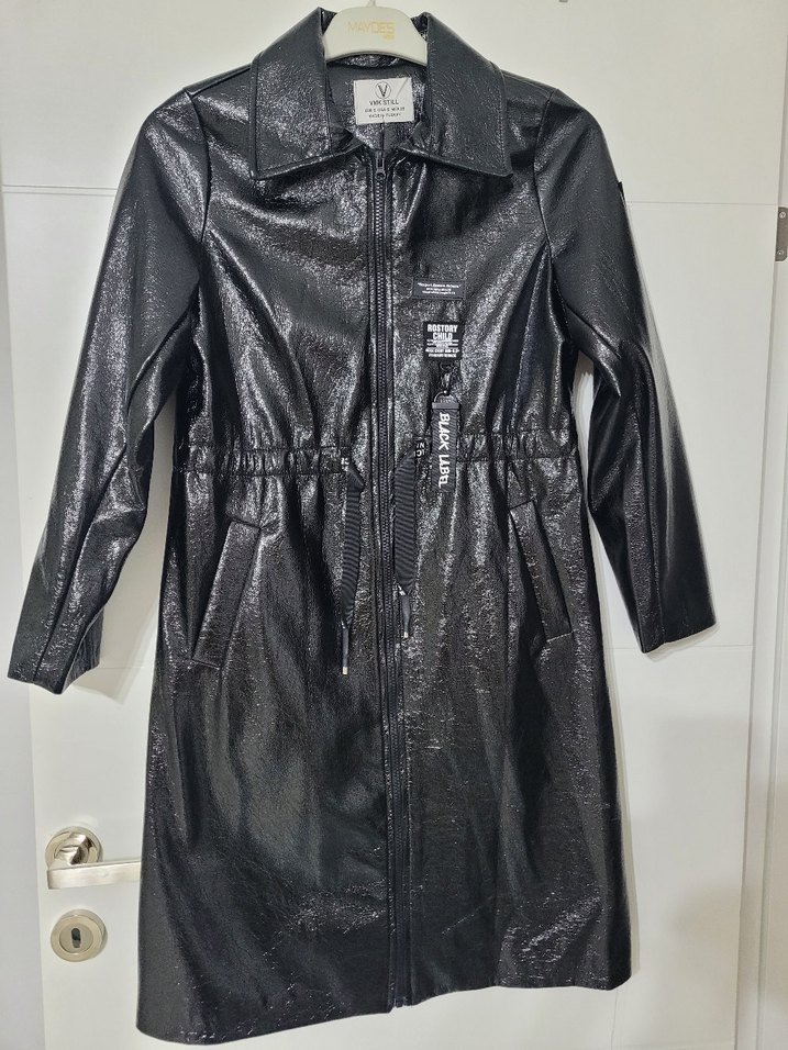 Siyah Parlak Deri Yılan Desenli Uzun Trençkot - Görsel 2