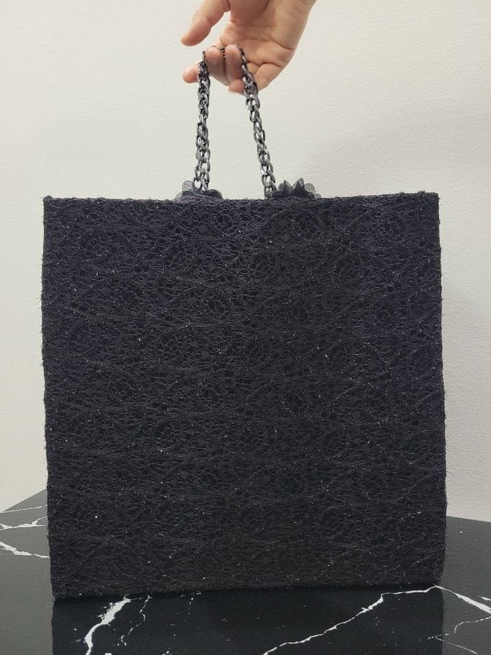 Zincir Detaylı Siyah Gotik Kadın Çanta - Görsel 4