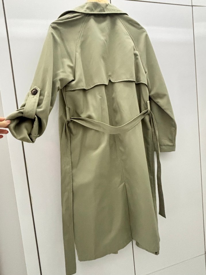 Stradivarius Yeşil Uzun Kadın Trençkot - Görsel 3