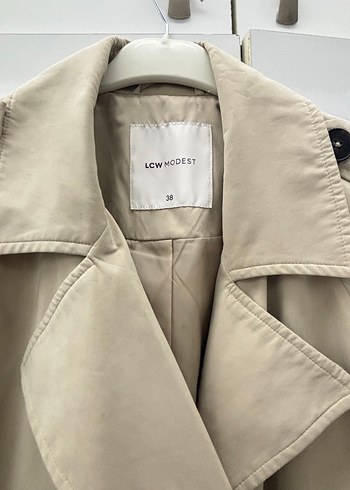 Bej kadın uzun trençkot - Görsel 2