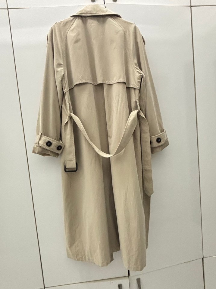 Bej kadın uzun trençkot - Görsel 3