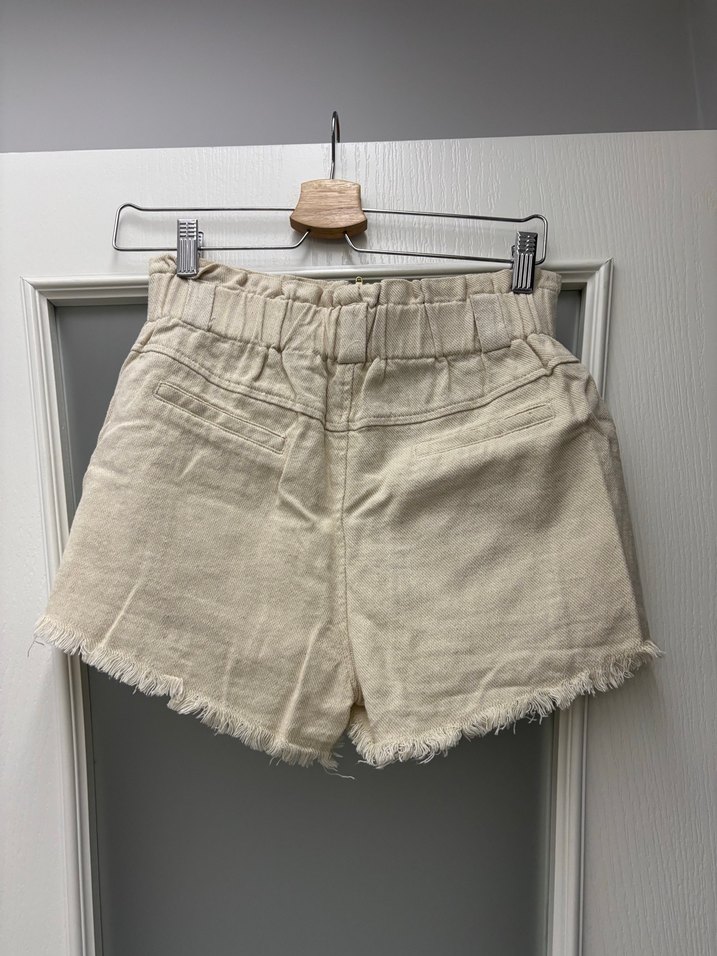 Bej Keten Kuşaklı Mini Şort - Görsel 2