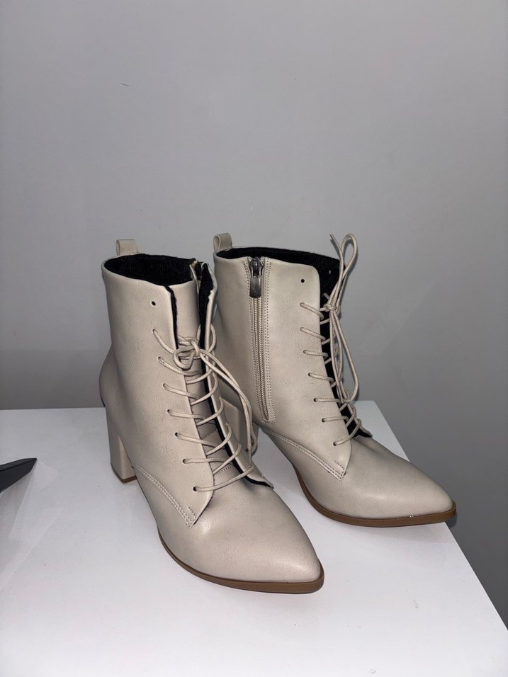 Bağcıklı bot bej deri - Görsel 5