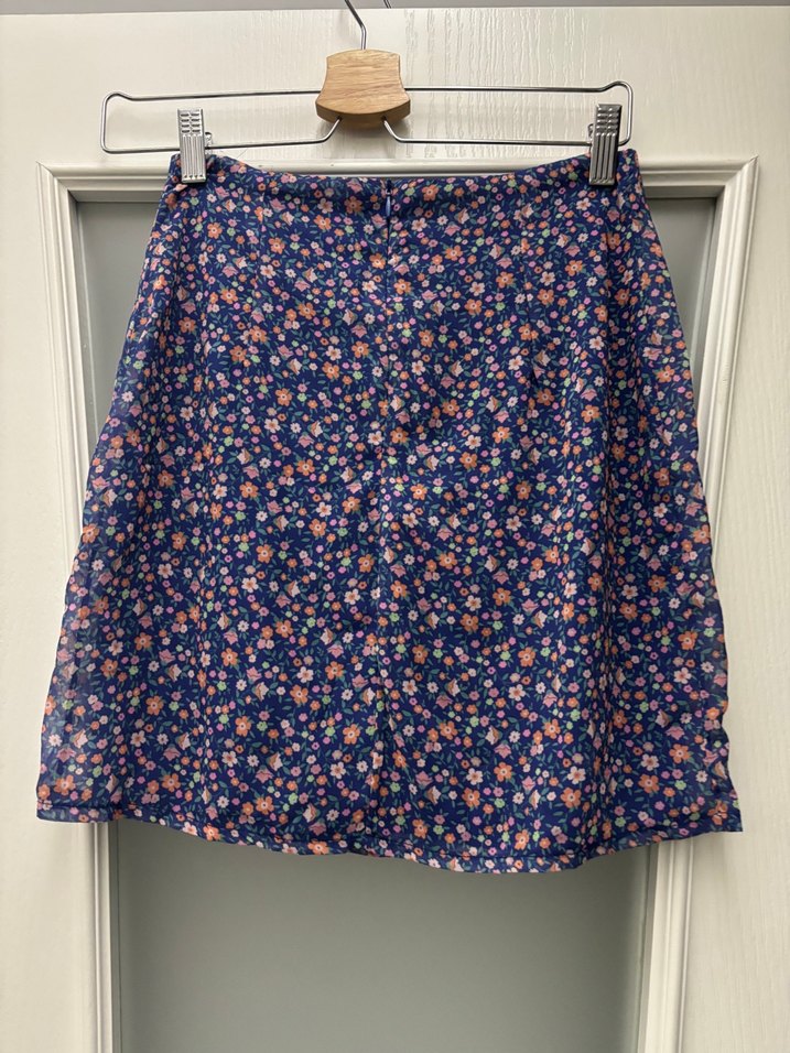 Çiçek Desenli Düğmeli Mavi Mini Etek - Görsel 2
