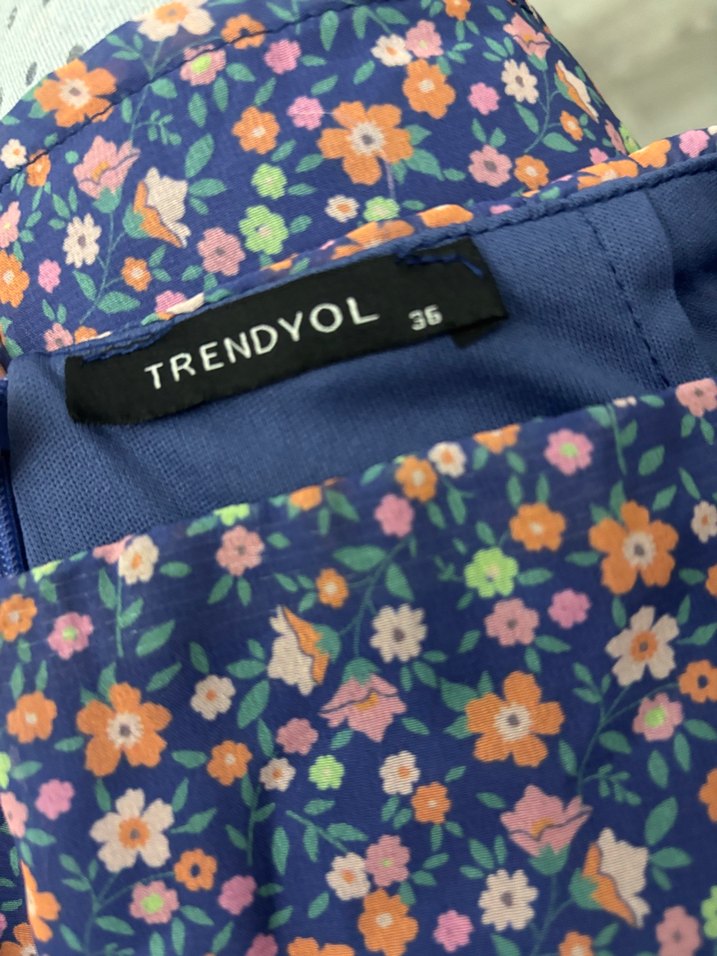 Çiçek Desenli Düğmeli Mavi Mini Etek - Görsel 3