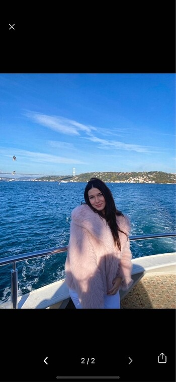 Diğer pembe kürk