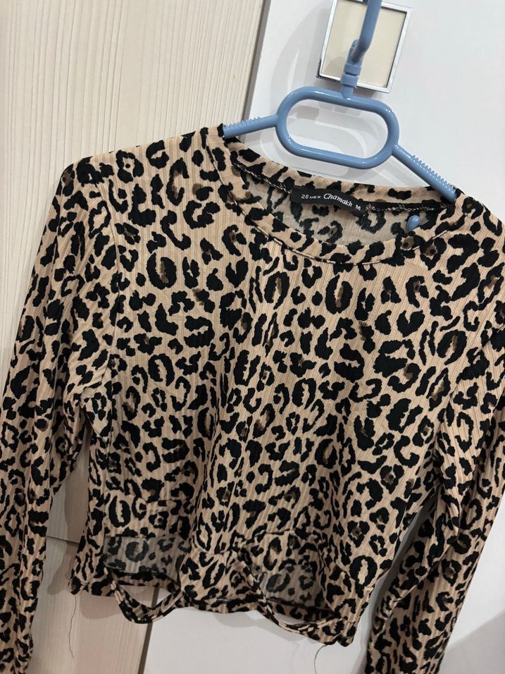 Kahverengi Leopar Desenli Uzun Kollu Bluz - Görsel 3